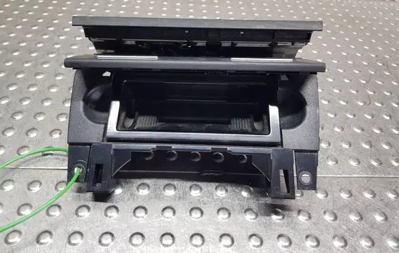 Audi A4 S4 B7 8E 8H Car ashtray S26371464 8E0857951J