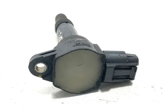 Mitsubishi Colt High voltage ignition coil MN195452 45260921 FK0330