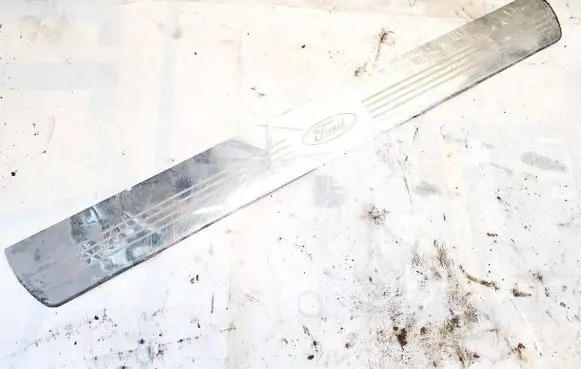 Ford S-MAX Front sill trim cover