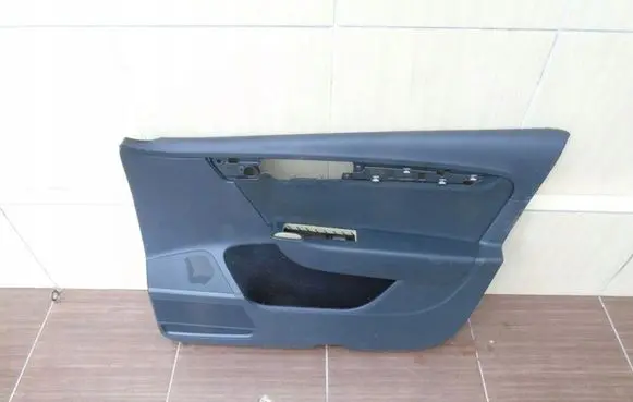 Volkswagen Scirocco Front door card panel trim