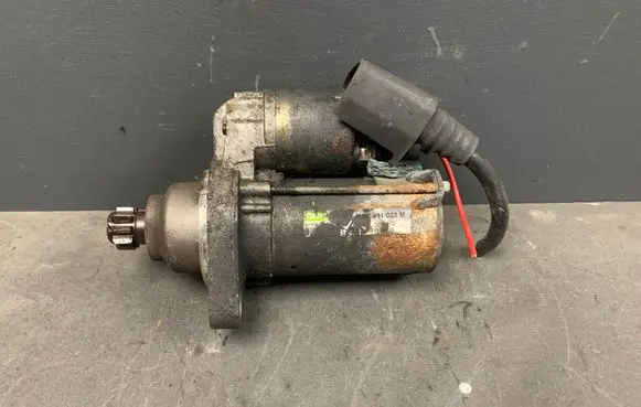 Volkswagen PASSAT B6 Starter motor 02M911023M