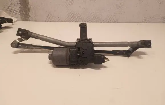 Skoda Fabia Mk1 (6Y) Front wiper linkage and motor 6Q1955119A 6Y1955023C 0390241524