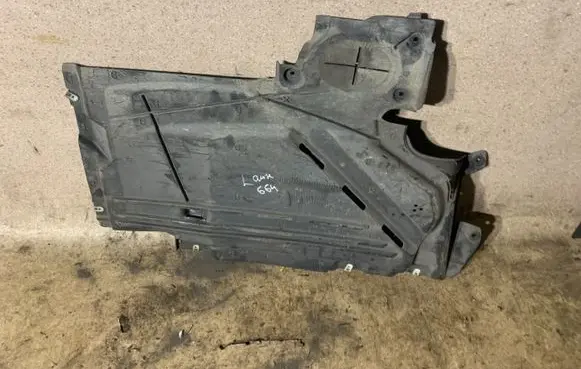 BMW 2 F46 Side bottom protection 7290807