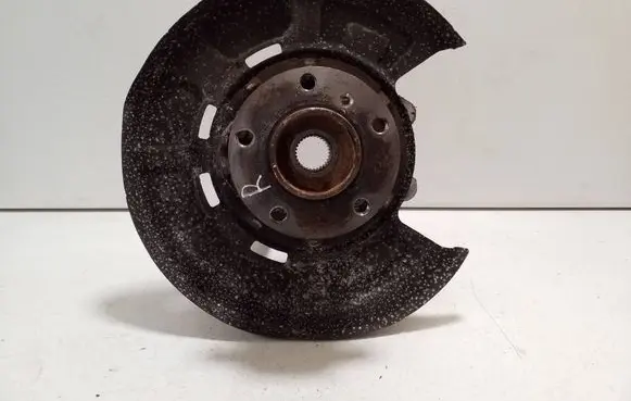 BMW X6 F16 Rear wheel hub 6877218
