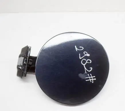 Mazda CX-3 Fuel tank cap D10E