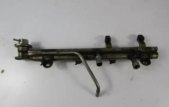 BMW 3 E46 Fuel main line pipe 13537506159