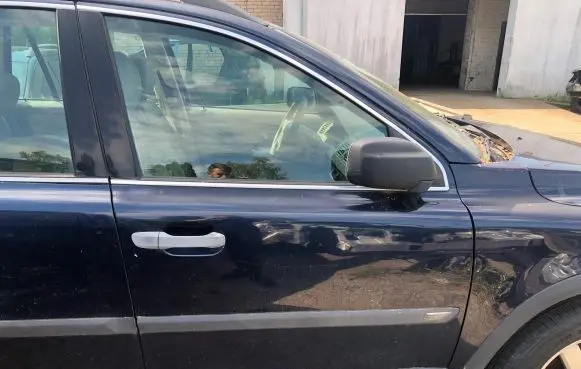 Volvo XC90 Front door