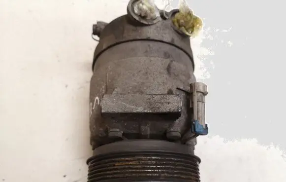 Opel Vectra C Air conditioning (A/C) compressor (pump) 5616 6560951 R134A