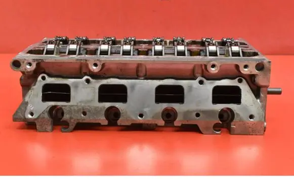Volkswagen Touran I Engine head 03C103358F