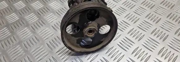 Peugeot 406 Power steering pump 9624659580