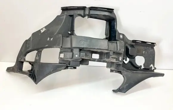 Mercedes-Benz SL R230 Front bumper mounting bracket A2308850365 2308850365