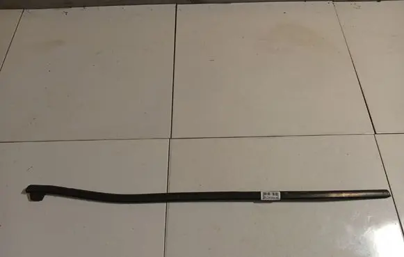 Citroen C4 I Picasso Front door glass trim molding 