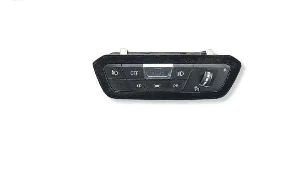 BMW X5 G05 Light switch 9461132 E11819940A