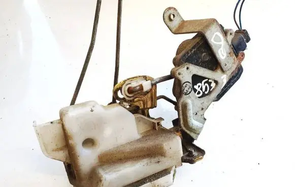 Mitsubishi Pajero Front door lock 1015280120 101528-0120
