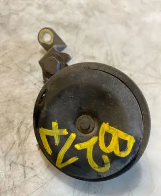 Toyota Corolla Verso AR10 Horn signal 28657825 007425