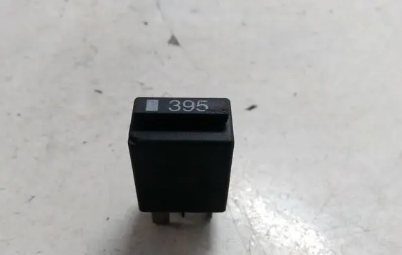 Audi A4 S4 B7 8E 8H Other relay 8Z0951253