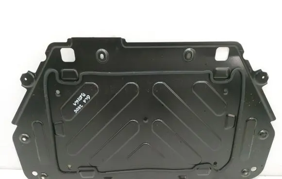 Mercedes-Benz GLA H247 Engine splash shield/under tray MERCGLAH247