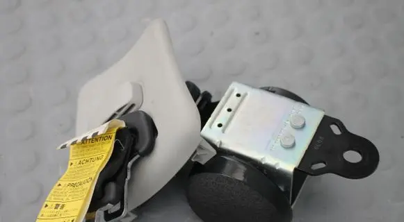 Toyota Auris E180 Seat belt trim 