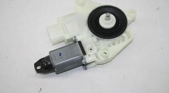 BMW 7 G11 G12 Rear door window regulator motor 7455083