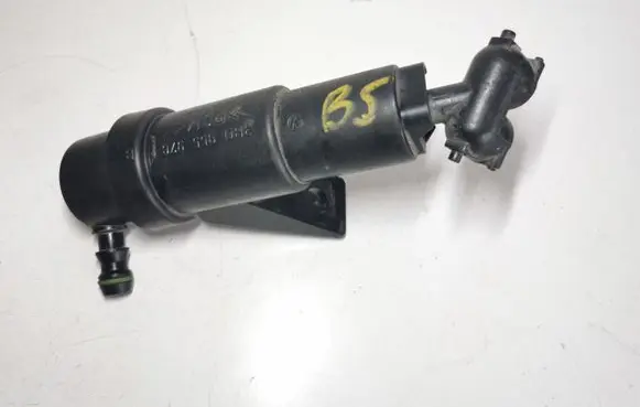 Volkswagen PASSAT B5 Headlight washer spray nozzle 3B0955976