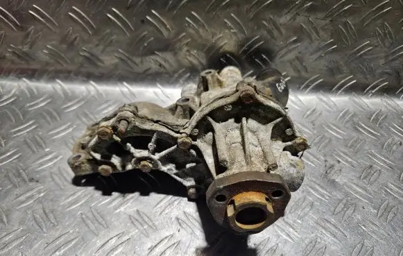 Volkswagen Golf III Water pump 056121013E 056121013