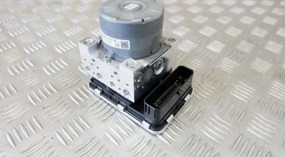 Volkswagen Tiguan ABS Pump 5Q0614517CE