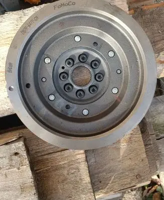 Ford Kuga II Dual mass flywheel DS7R6477CA