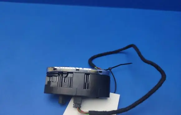 Mercedes-Benz E W211 Electric window control switch A2118218651