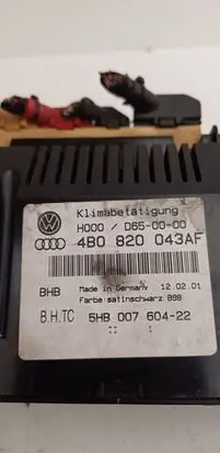 Audi A6 S6 C5 4B Climate control unit 4B0820043AF 5HB00760422 KD650000