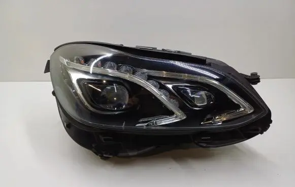 Mercedes-Benz E AMG W212 Headlight/headlamp A2129063003