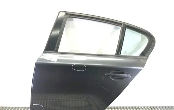 Rear door