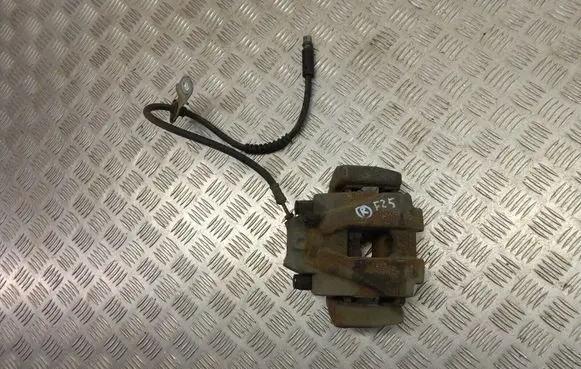 BMW X3 F25 Front brake caliper 703123