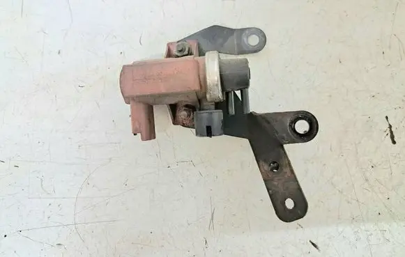 Volvo V50 Turbo solenoid valve 9650098380