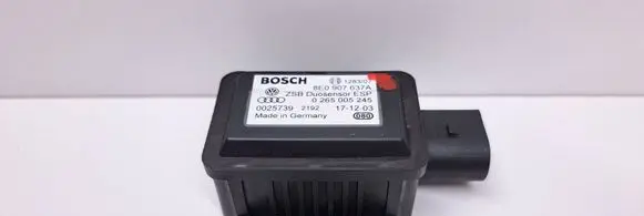 Audi A4 S4 B6 8E 8H ESP acceleration yaw rate sensor 8E0907637A 0025739 0265005245