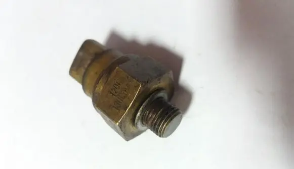 Audi A4 S4 B5 8D Coolant temperature sensor 049919