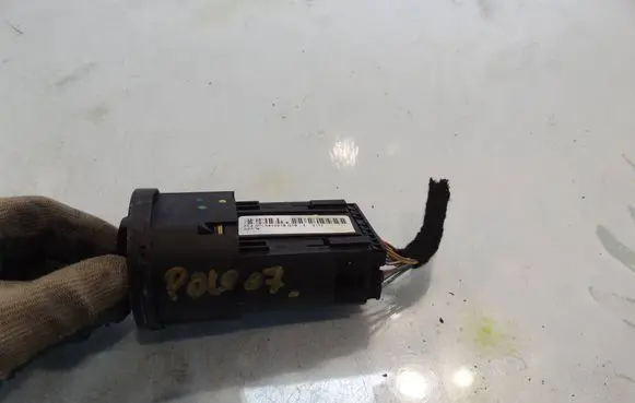 Volkswagen Cross Polo Light switch 6Q0941531B