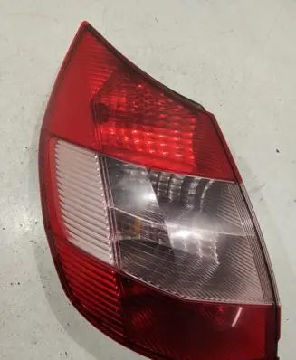 Renault Scenic II - Grand scenic II Rear/tail lights 8200127704