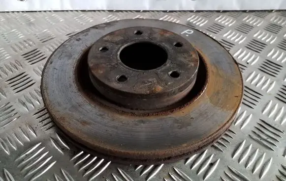 Nissan Juke I F15 Front brake disc