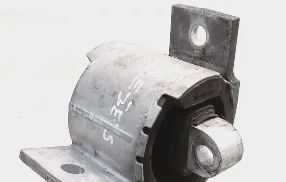 Jaguar XJ X351 Gearbox mount 6w936068ab