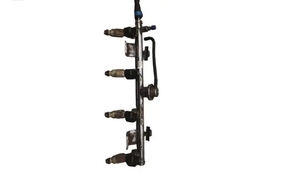 Mazda 626 Fuel injector supply line/pipe 1S7G9D280DA