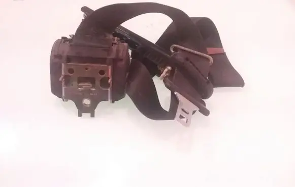Ford Focus Front seatbelt 560626401