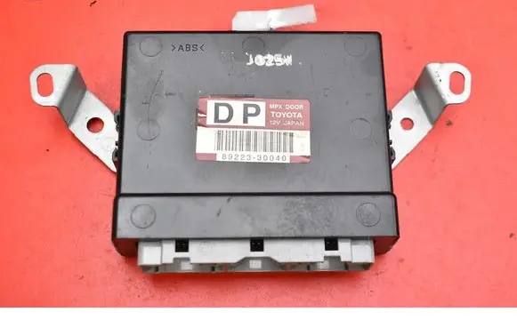 Lexus GS 300 400 430 Engine control unit/module ECU 89223-30040