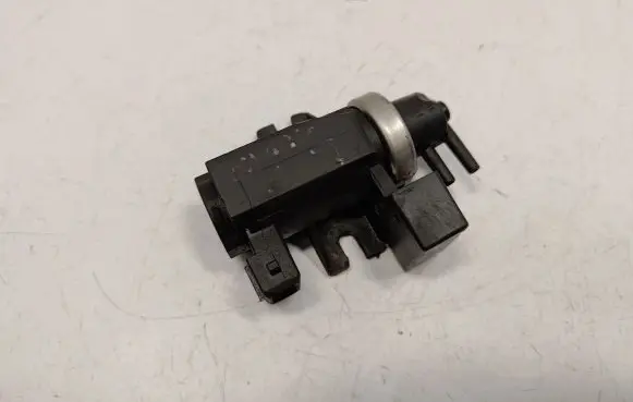 Valve vacuum