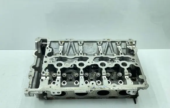 BMW 3 F30 F35 F31 Engine head 8631742 11128631742 86025790600