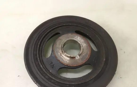 Peugeot 308 Crankshaft pulley 9654961080