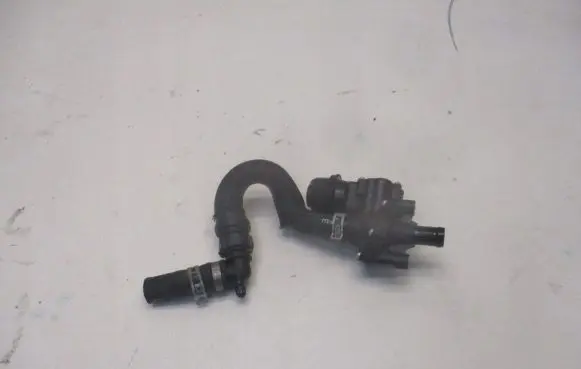 Nissan Qashqai Thermostat housing 