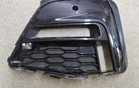 BMW 3 G20 G21 Front bumper lower grill 8069371 8069369