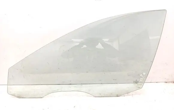 Peugeot 607 Front door window glass four-door 43R000677 AS2 M35