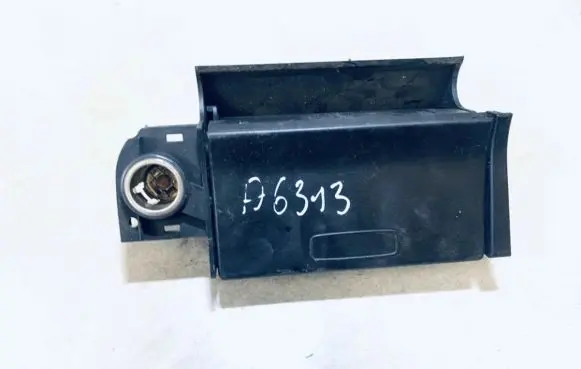 Car ashtray