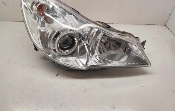 Subaru Legacy Headlight/headlamp